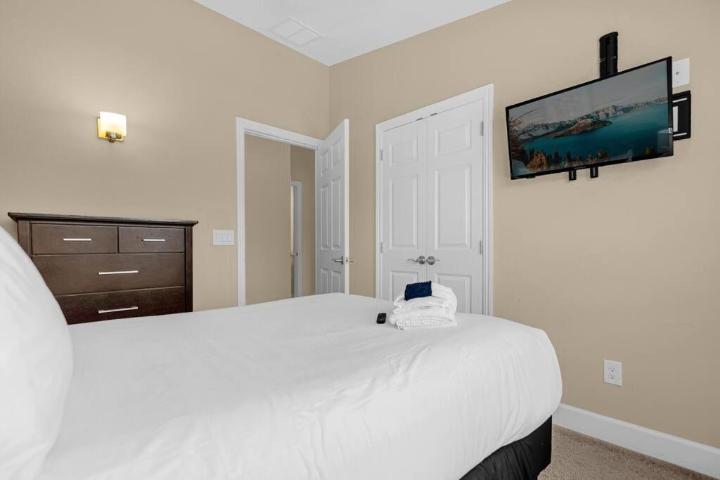 Vibrant 4Br Family Townhome 1 Mile From Disney World And Disney Springs أورلاندو المظهر الخارجي الصورة