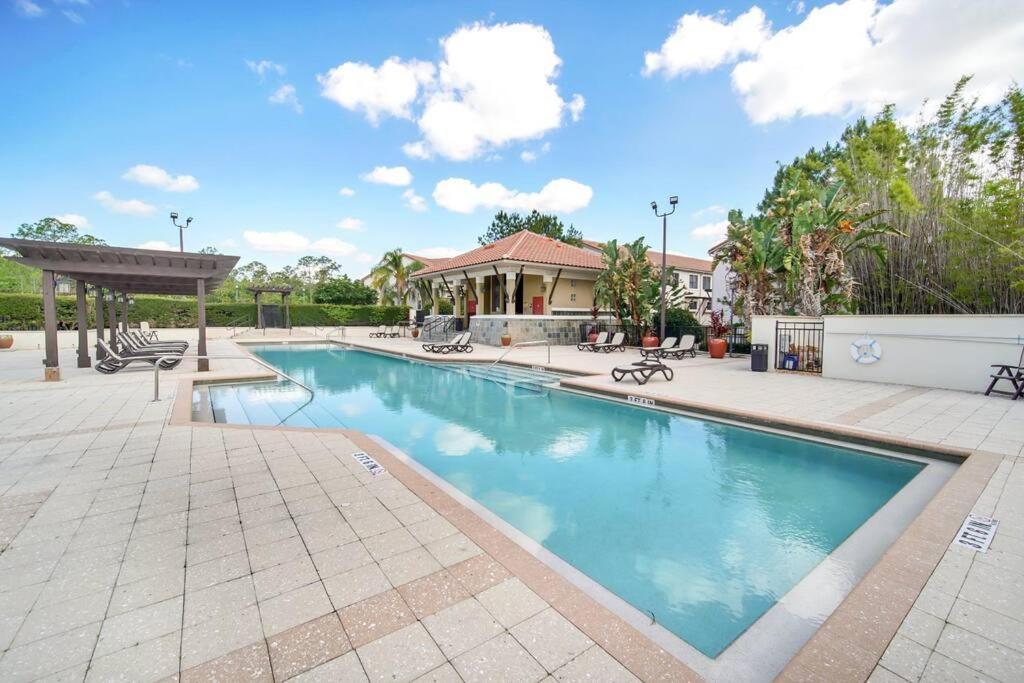 Vibrant 4Br Family Townhome 1 Mile From Disney World And Disney Springs أورلاندو المظهر الخارجي الصورة