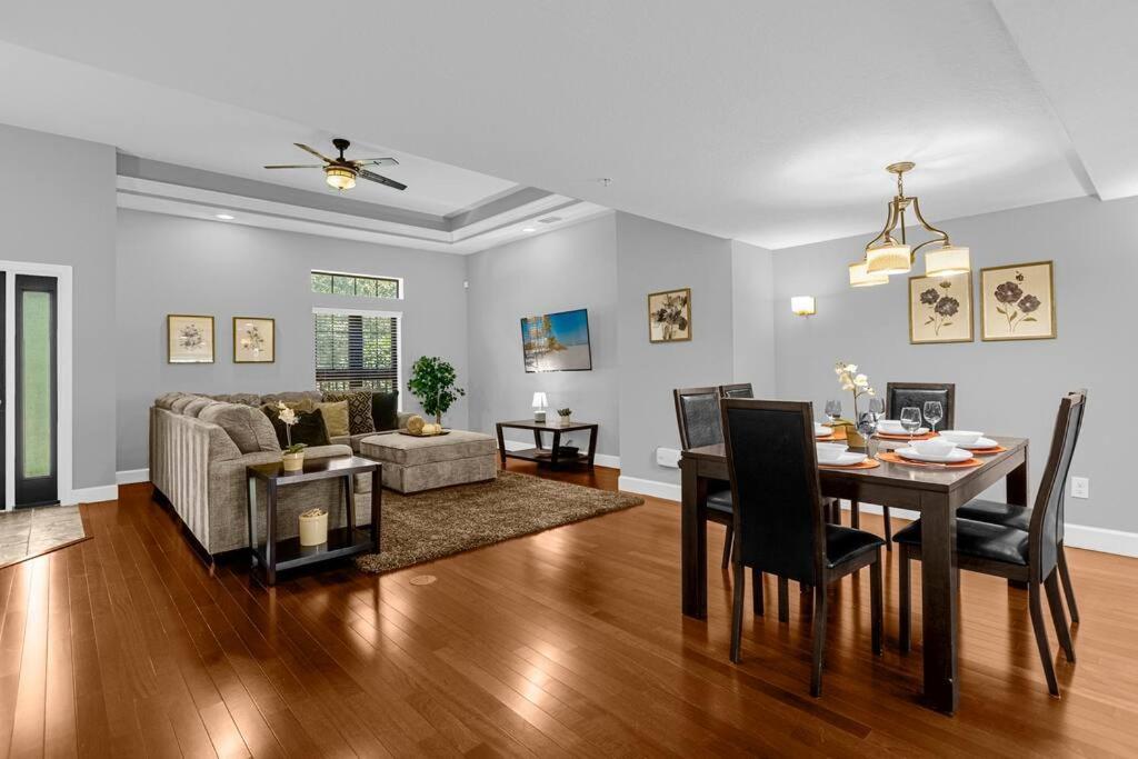 Vibrant 4Br Family Townhome 1 Mile From Disney World And Disney Springs أورلاندو المظهر الخارجي الصورة